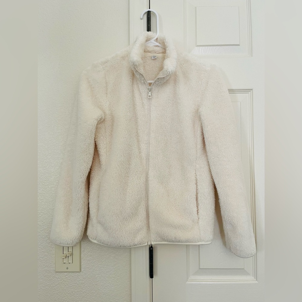 Uniqlo Fluffy Yarn Fleece Zip Jacket